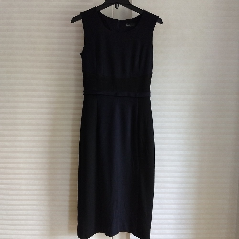 Navy and black long sleeveless dress